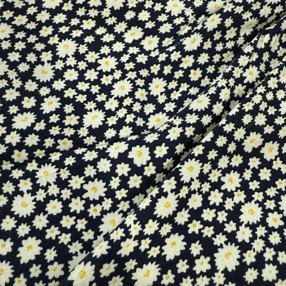 Sézane Floral Wrap Skort – Navy & White Daisies – Size 36 - Picture 5 of 7